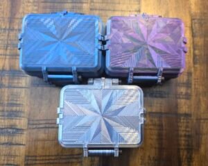 10 vial storage box (random color)